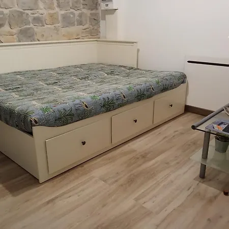 Kaph Apartment *